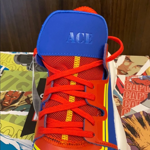 Adidas Captain Marvel’s Hi tops - Picture 5 of 14